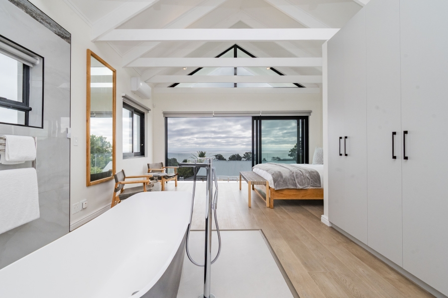 4 Bedroom Property for Sale in Camps Bay Western Cape